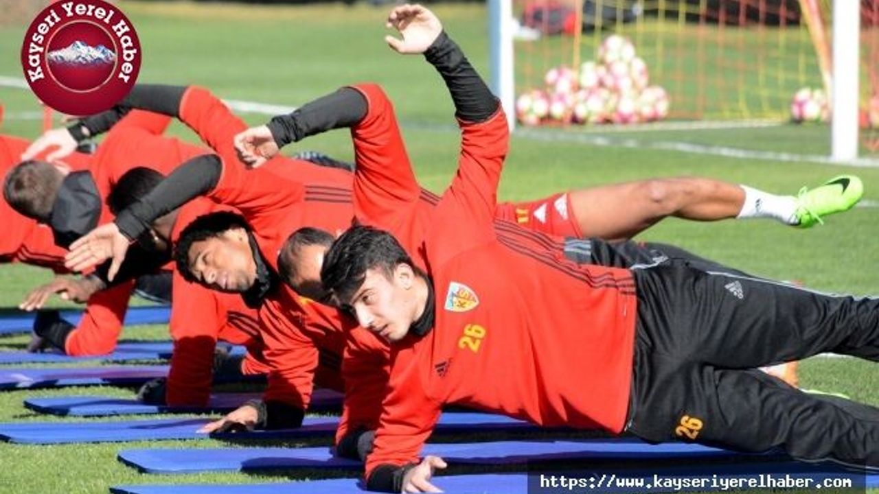 Kayserispor Antalyaspor'a kilitlendi