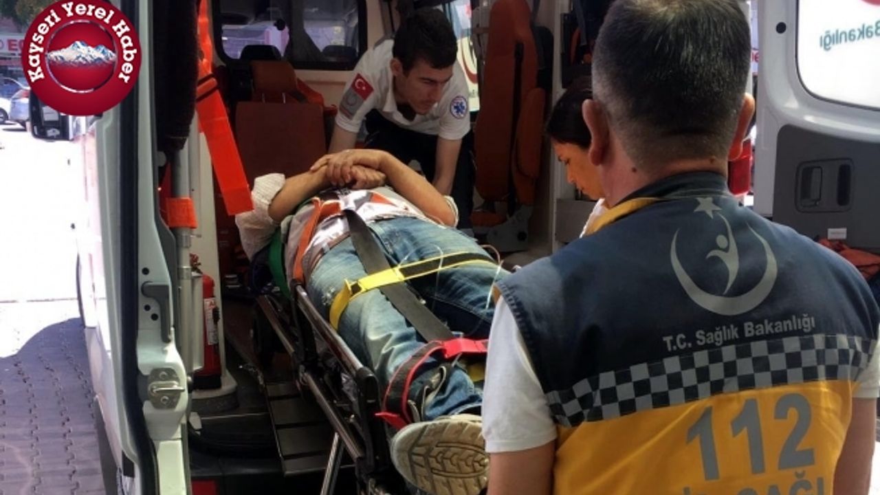 İnşaat İşçisi, 2 Kattan Düşerek Yaralandı