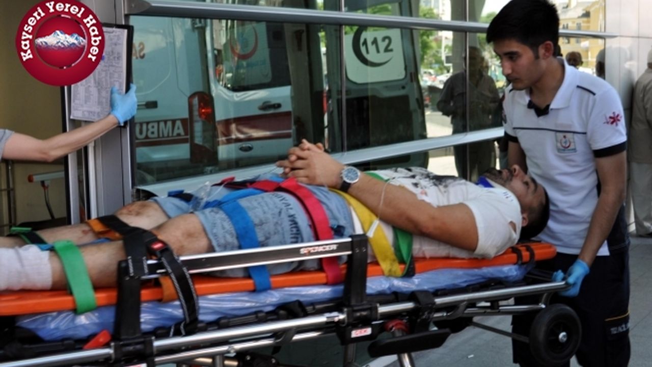 Pınarbaşı'nda Trafik Kazası: 4 Yaralı