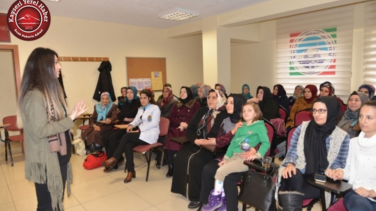 Evlilik Öncesi Eğitim Semineri Melikgazi'de