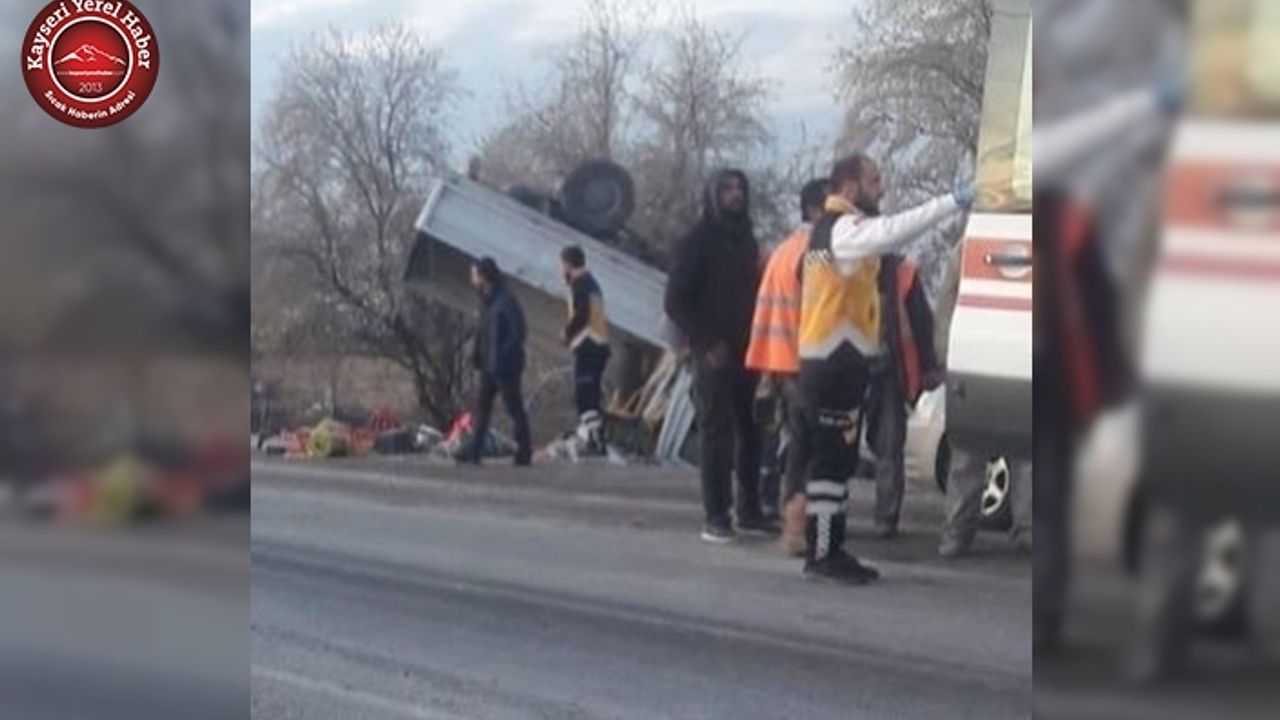 Kayseri'de Kamyonet Takla Attı: 10 Yaralı