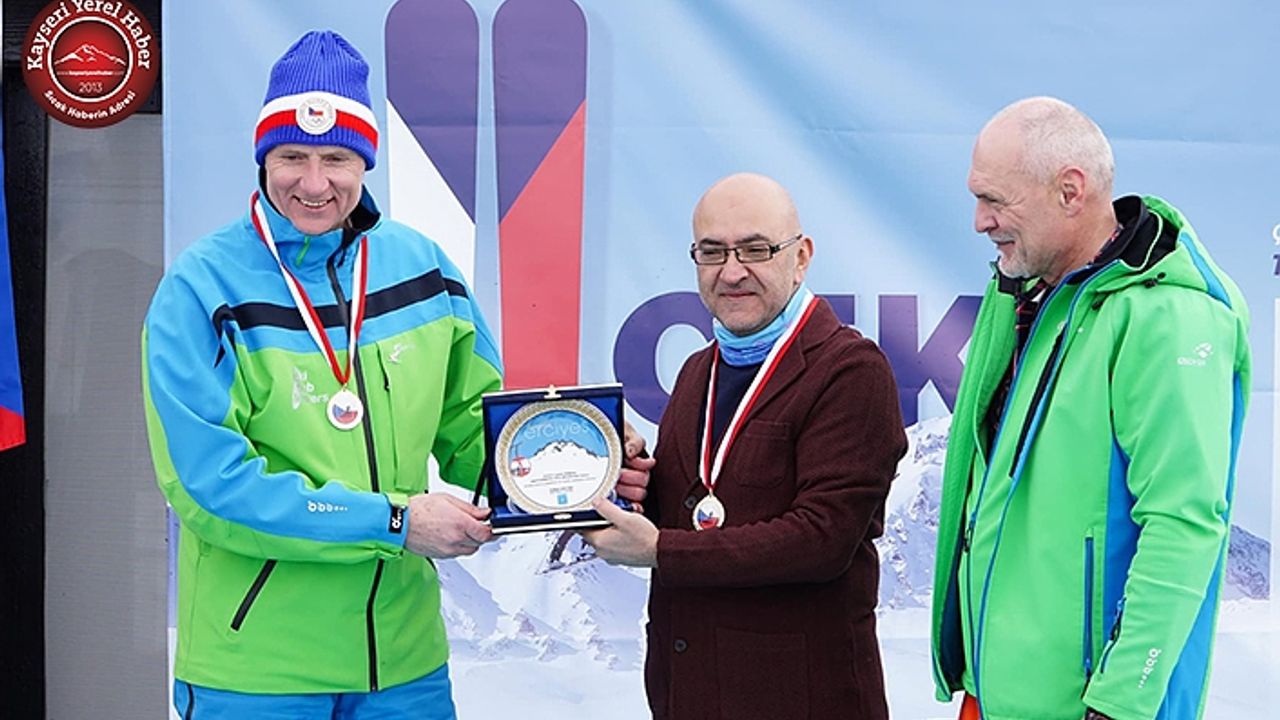 Erciyes’te Çek Kış Spor Günleri Etkinliği