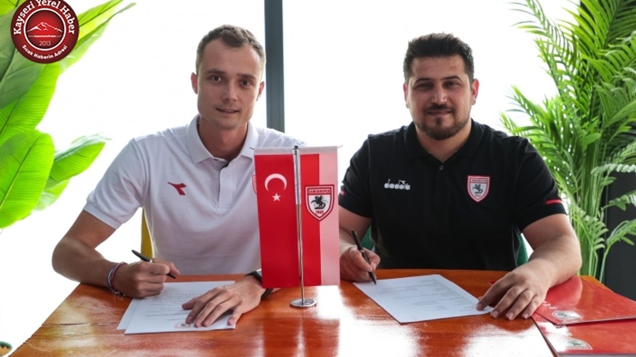 Samsunspor, Szumski ile 2 yıllık sözleşme imzaladı