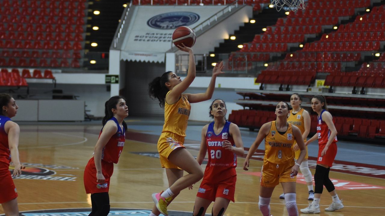 Kayseri Basketbol BGL: - BOTAŞ BGL: 44 - 60