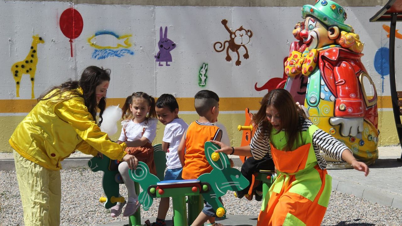 Kapalı kadın cezaevine çocuklar için oyun parkı açıldı