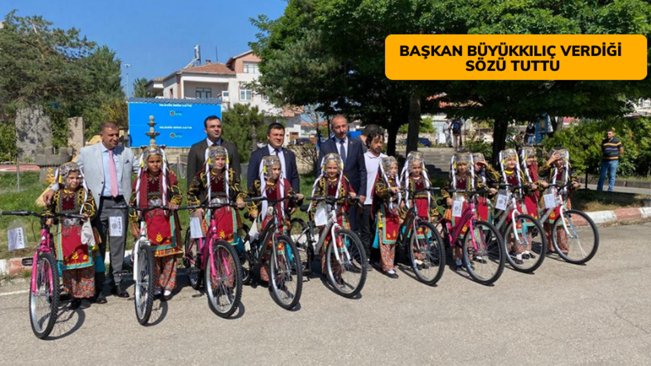 Öğrenciler Zafer Bayramı'nda Bisikletlerine Kavuştu