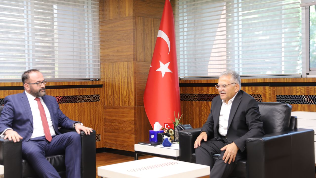Başkan Büyükkılıç'a Kapsiad Başkanı ve Yönetiminden Ziyaret