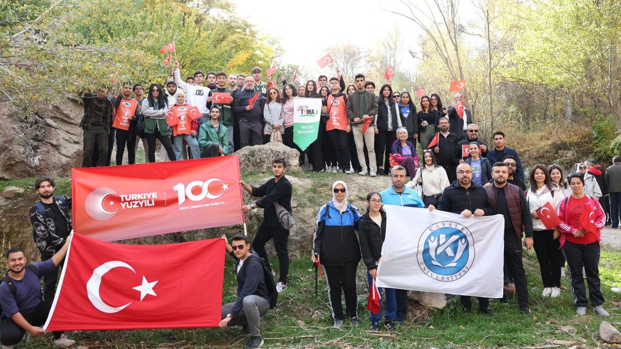 Kayseri Üniversitesi, Koramaz Vadisinde Yürüyüş Etkinliği Gerçekleştirdi