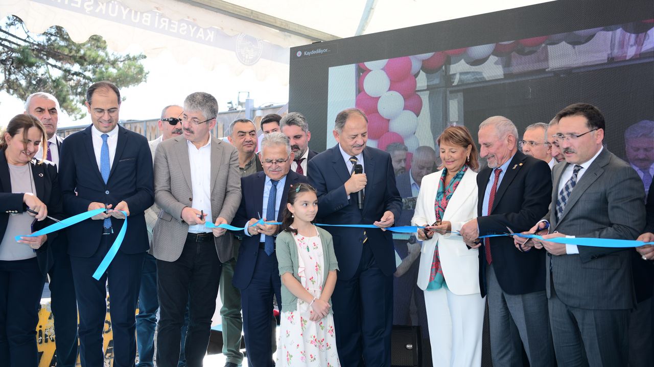Kayseri'nin Yeni Bilim ve Sanat Merkezi Açıldı