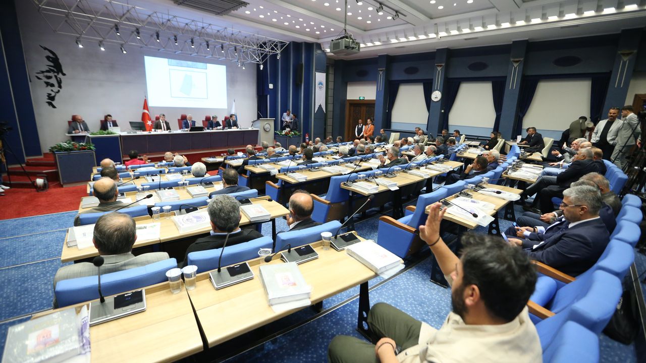 Büyükşehir Meclisi, 94 Maddeyi Karara Bağladı