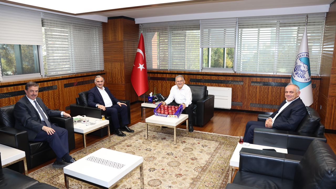 Büyükkılıç'a 3 İlçe Belediye Başkanından Ziyaret