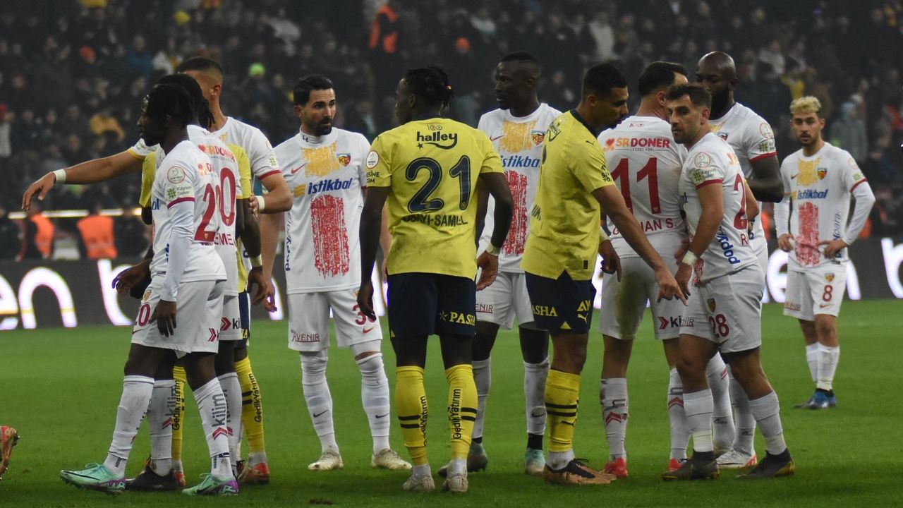 Kayserispor’da Futbolculara 5 Gün İzin Verildi