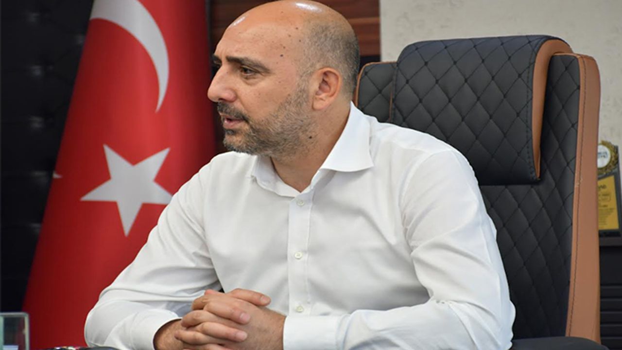 Recep Bağlamış, 29 Ekim Cumhuriyet Bayramının 102. yılında bir kutlama mesajı yayınladı