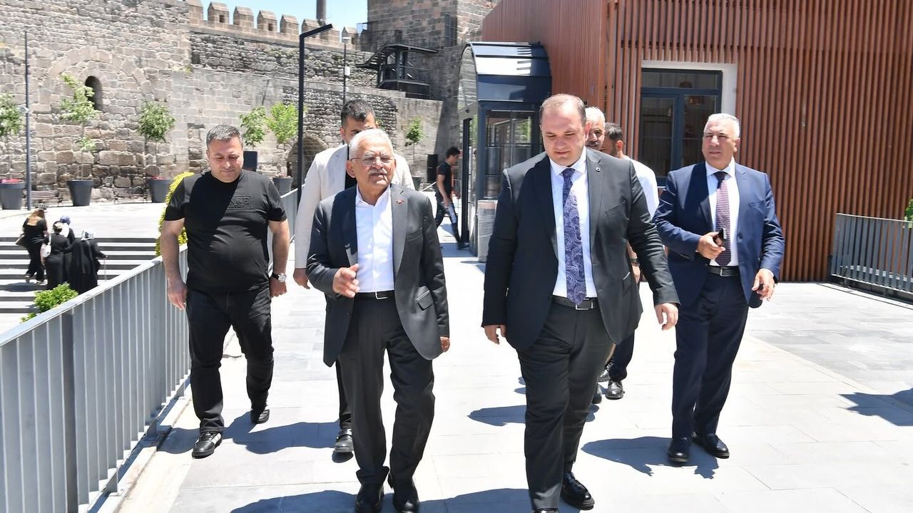 Başkan Büyükkılıç, Mülhem Kayseri Mutfağı’nda İncelemelerde 