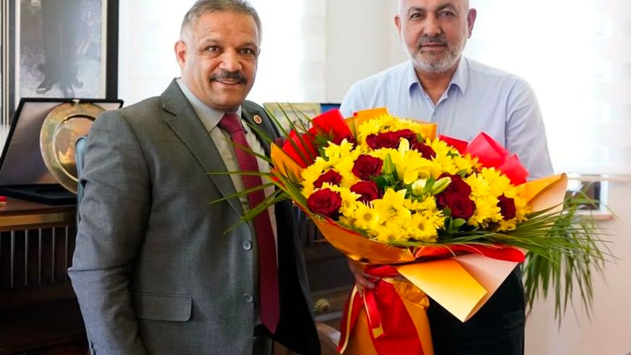 AKİB Genel Başkanı Hızar’dan Kayserispor Başkanı Çamlı’ya Zi
