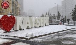 Kayseri Güne Karla Uyandı