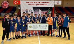 İzzet Öksüzkaya Hentbol'de Türkiye Dördüncüsü Oldu