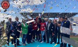 Bedensel Engelliler Spor Kulübü Kupasını Aldı