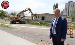 Melikgazi'de 600'e Yakın Metruk Yapı Yıkıldı