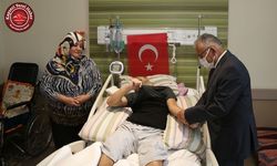 BÜYÜKKILIÇ KAHRAMAN GAZİYİ HASTANEDE ZİYARET ETTİ