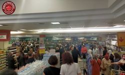 İNDİRİM UYGULAYAN MARKETTE İZDİHAM YAŞANDI