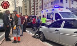 YÜREKLERİ AĞZA GETİREN FECİ KAZA'DA: 1 YARALI
