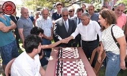 SATRANÇ TURNUVASI’NDA MİNİKLERİN HEYECANI