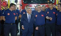 BÜYÜKKILIÇ, MERSİN'DE FEDAKÂRCA GÖREV YAPAN İTFAİYE ERLERİNİ KARŞILADI