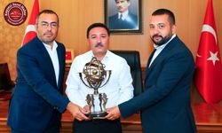 İŞADAMI DEMİREL VE AKGÜL’DEN VALİ ÇİÇEK’E ZİYARET