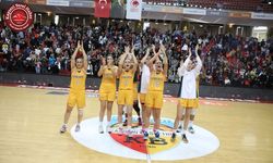 MELİKGAZİ KAYSERİ BASKETBOL TAKIMI BEŞİKTAŞ'I 71-69 YENDİ
