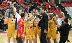 PALANCIOĞLU MELİKGAZİ BASKET TAKIMINI TEBRİK ETTİ