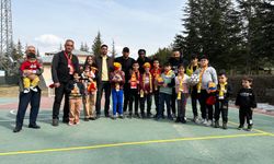 Kayserisporlu Futbolcular Depremzede Çocuklarla Bir Araya Geldi