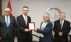 Filistin Büyükelçisi Büyükkılıç’ı ziyaret etti