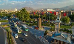 Cumhuriyet Meydanı Kutlamalar Sebebiyle Trafiğe Kapatılacak