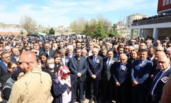 CHP ESKİ Genel Başkanı KILIÇDAROĞLU, CHP Kayseri İl Başkanın Oğlunun Cenazesine Katıldı