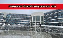 Uyuşturucu ticaretiyle  yargılanan 5 sanıktan 4'ü hapis cezası aldı