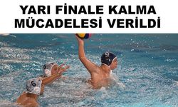 Kayseri'nin ev sahipliğini yaptığı Sutopu U16 erkekler yarışıyor