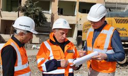 Başkan Yalçın'dan kentsel dönüşüm brifingi