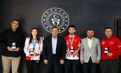 Kayserili sporcular Avrupa Kick Boks Şampiyonası’ndan madalyalarla döndü