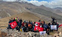 K2 Dağcılık Kulübü’nden Cumhuriyet Bayramı’na özel zirve tırmanışları