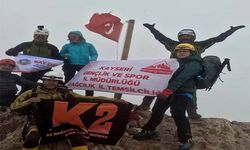 Kayseri’de dağcılar, 3 bin 425 metre yüksekliğindeki zirveye tırmandı