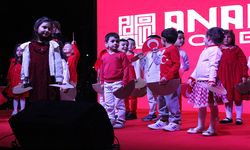 Anadolu Koleji’nden Cumhuriyetin 102'nci Yılında Fener Alayı