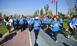 Başkan Büyükkılıç, Millet Bahçesinde Anlamlı Koşuya Katıldı