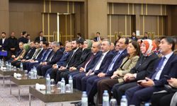 Başkan Büyükkılıç'a İç Anadolu Toplantısında "Sosyal Hizmet" Övgüsü