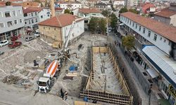 Yeşilhisar’da Cevizli Çarşı’nın inşaatı hız kazandı