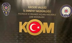 KOM ekipleri 10 bin 400 adet makaron ele geçirdi