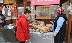 Maharetli eller pazarı kasımda yine dolup taştı