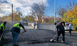 Bünyan’da cam teraslar bölgesine güvenli ulaşım için asfalt çalışması