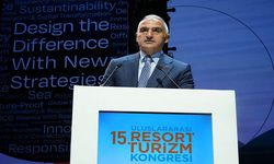 Bakan Ersoy, “Turizm geliri 50 milyar doları aştı”
