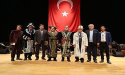 Başkan Yalçın'a ”Türk Dünyası üstün hizmet ödülü ”